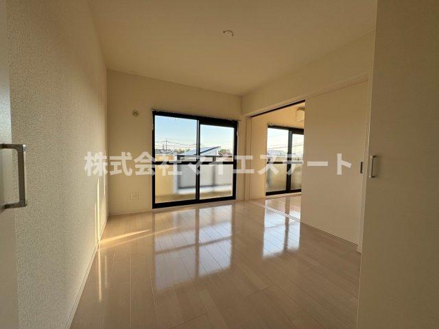 居室・リビング　別部屋写真