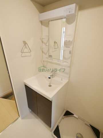 洗面設備　別部屋の参考写真となります。