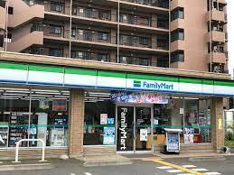 コンビニ　ファミリーマート和光越後山通り店（コンビニ）まで168m