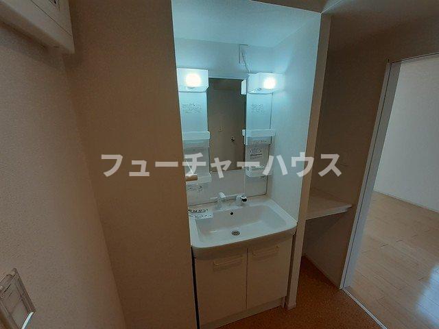 洗面設備　洗面所です