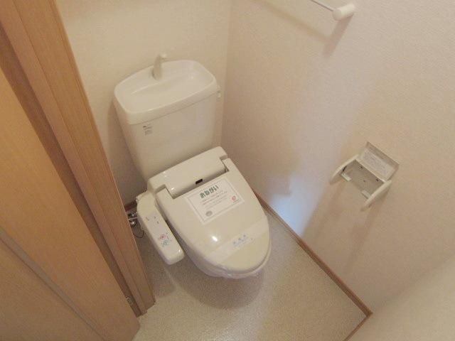 トイレ　★トイレ★洗浄機付が嬉しいですね★