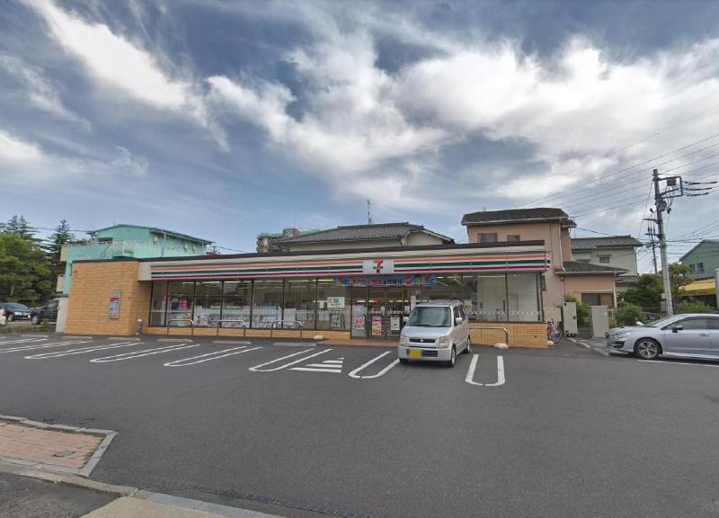 コンビニ　セブンイレブン 足立大谷田４丁目店（コンビニ）まで210m