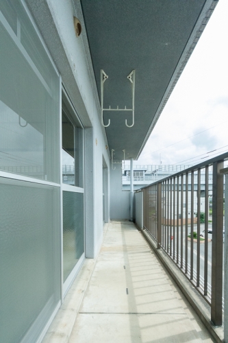バルコニー　改装工事中のため別部屋参考写真