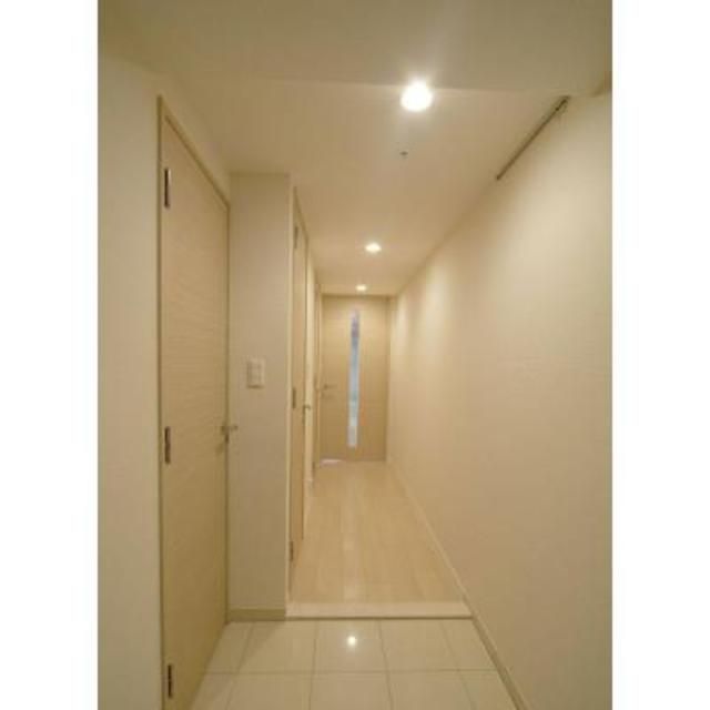 玄関　※写真は同タイプ住戸です。