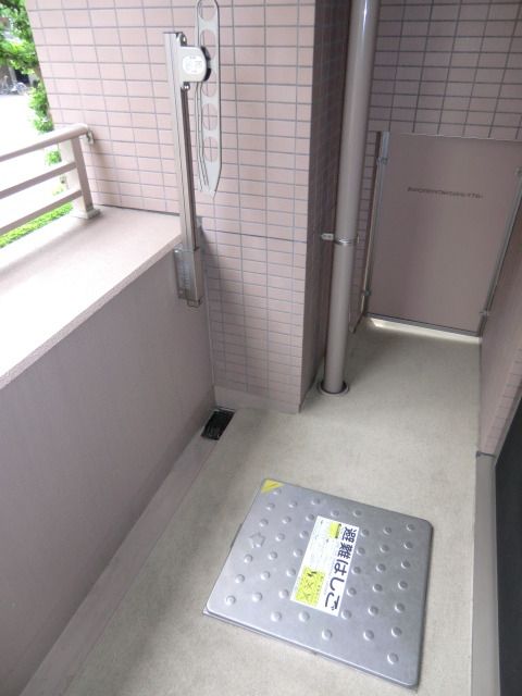 バルコニー　物干し金物付