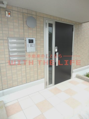 エントランス　毎日通るエントランスはこのようになっています