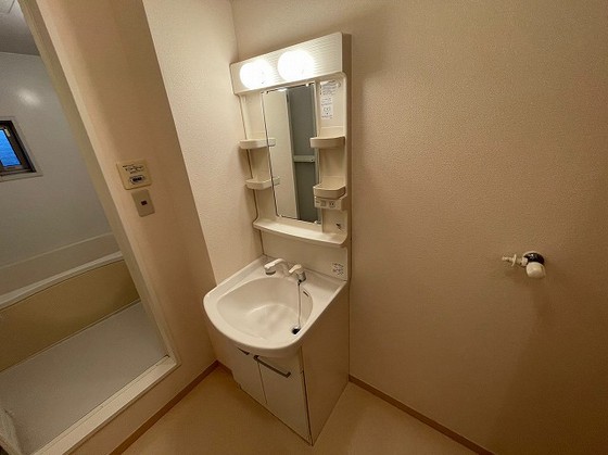 洗面設備　※別部屋の写真です