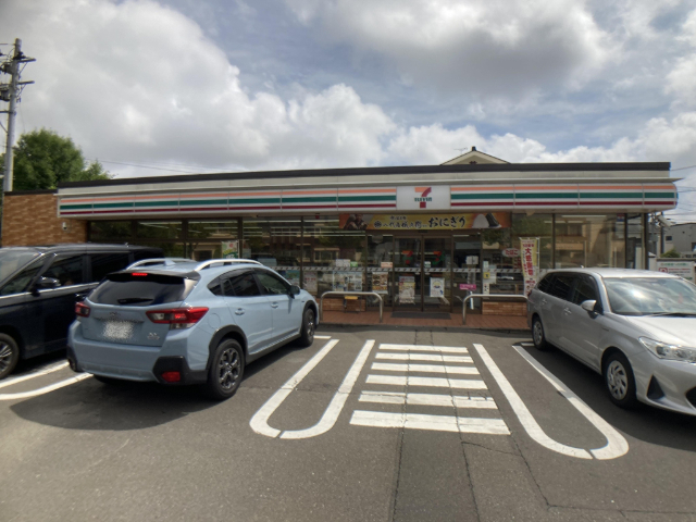 コンビニ　セブンイレブン名取下増田店（コンビニ）まで180m