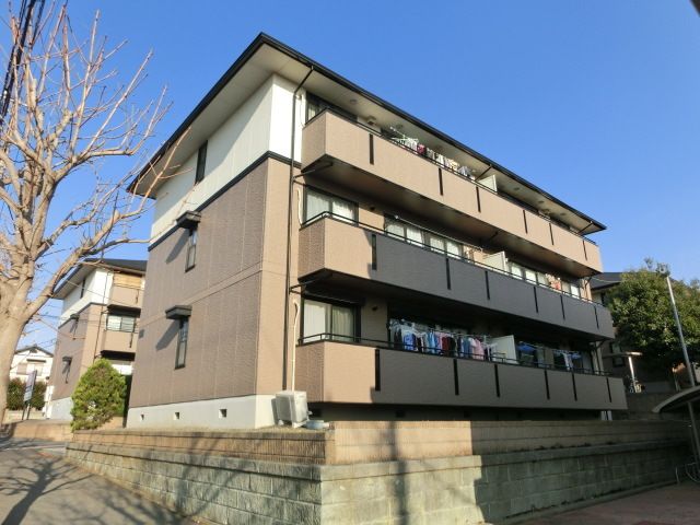 建物外観　駅にも近く日当たり良好です。