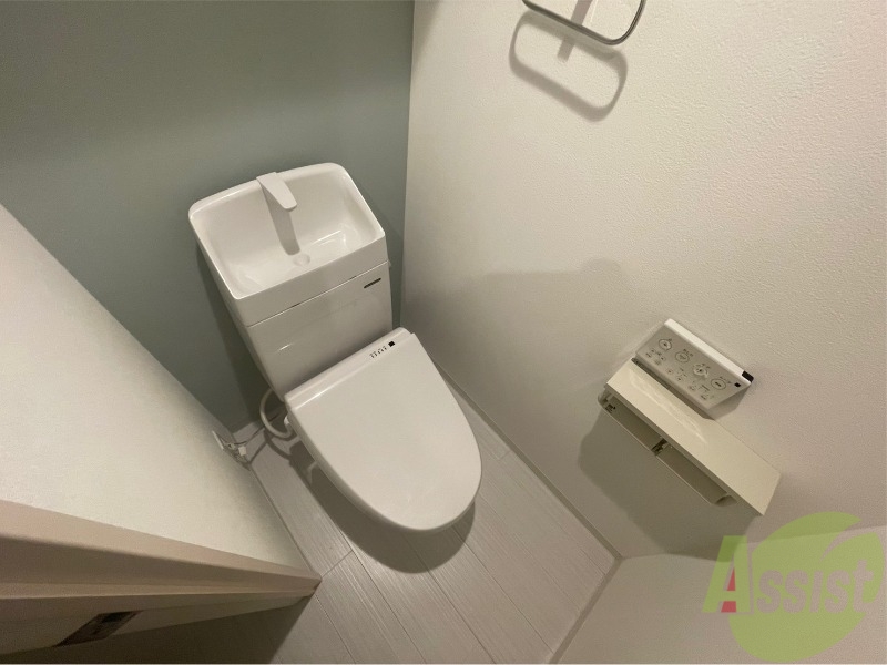 トイレ　トイレです。ウォシュレット付を探している方、おすすめです。