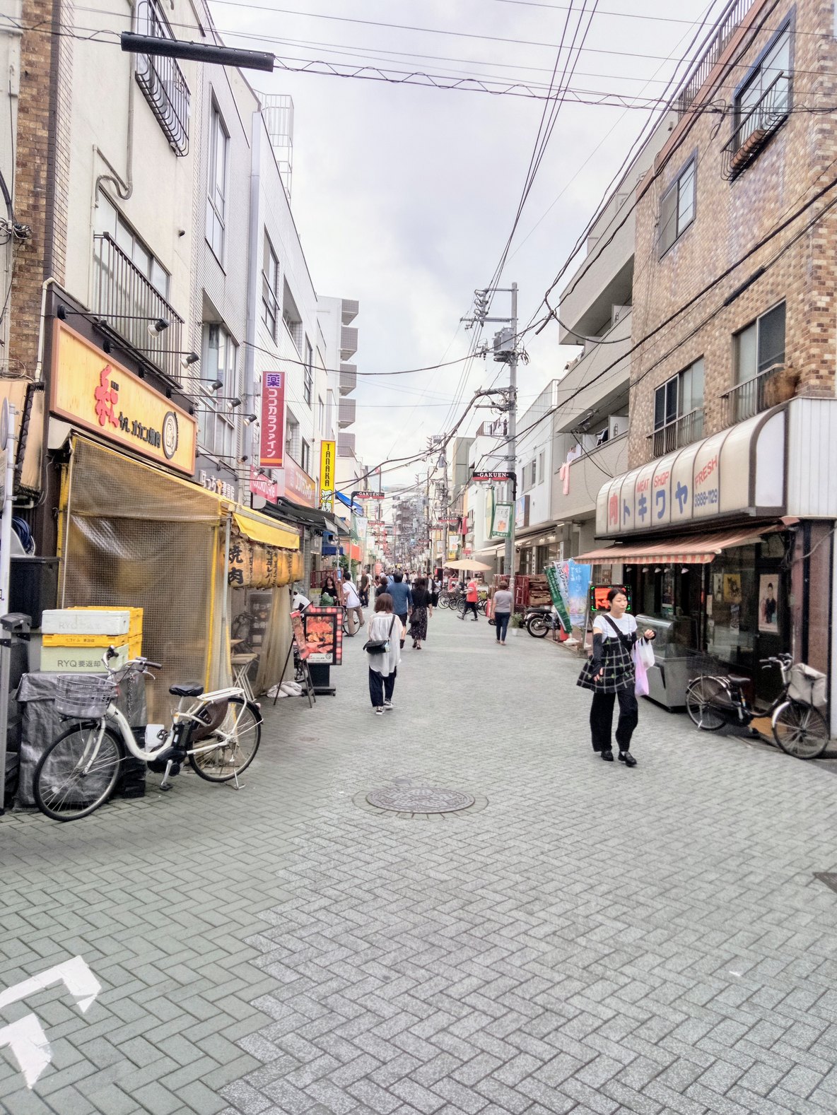 その他　商店街近く