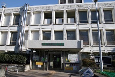 図書館　板橋区立中央図書館（図書館）まで1145m