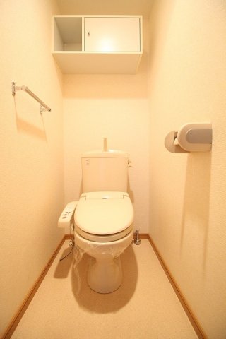 トイレ　コンパクトで使いやすいトイレです