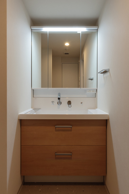 洗面設備　※写真は同タイプ住戸です。