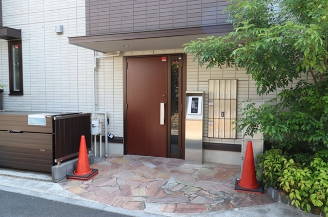 エントランス　エントランス