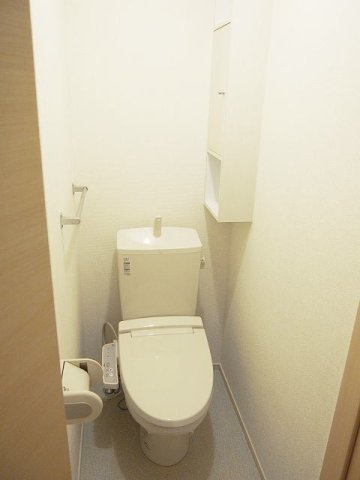 トイレ　落ち着いたトイレです