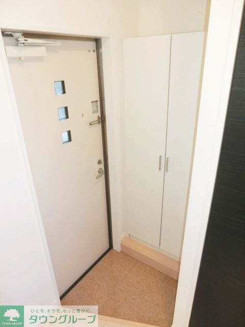 玄関　お問合せはタウンハウジングまで！※現地待合わせ相談可能