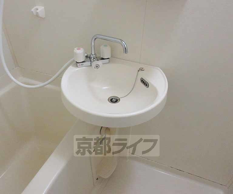 洗面設備　ユニットバス。