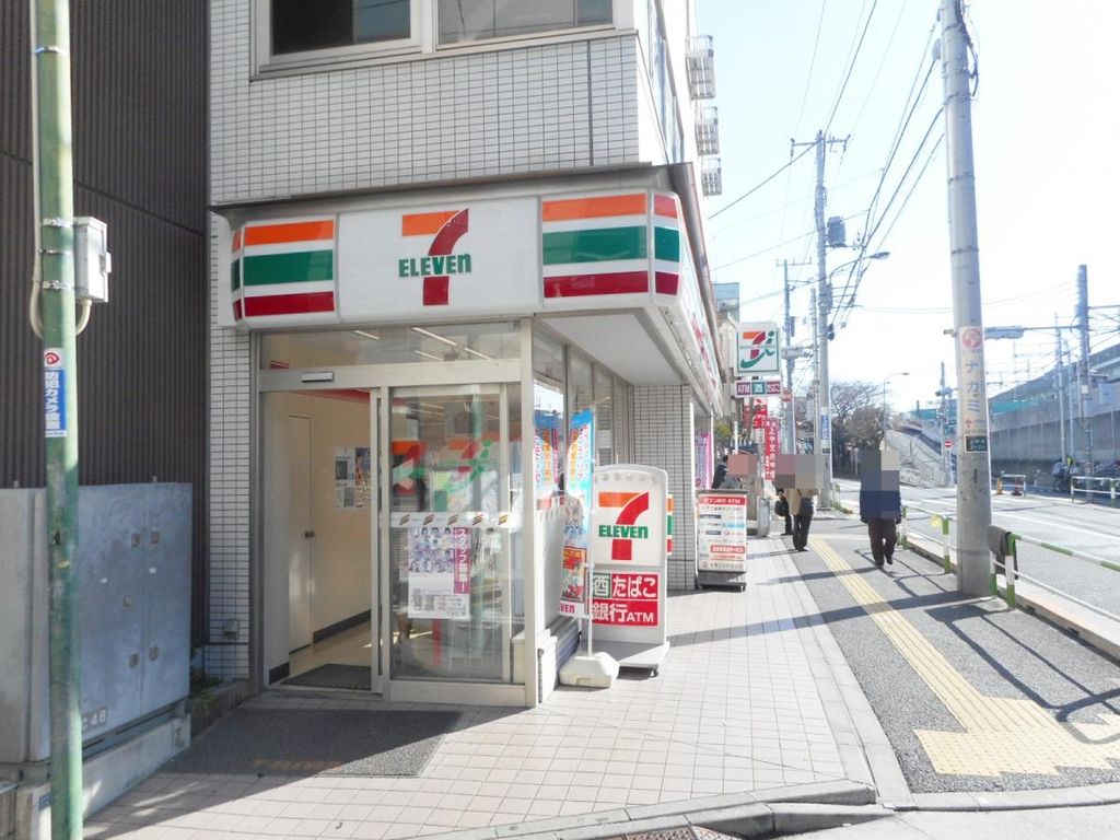 コンビニ　セブンイレブン北区上中里2丁目店（コンビニ）まで140m