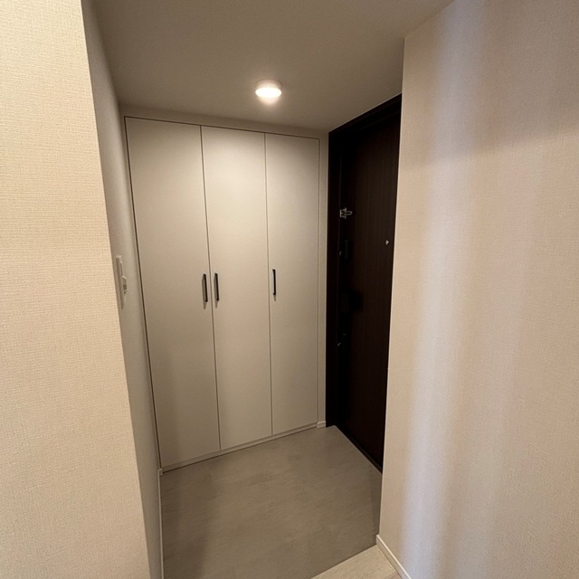 玄関　※写真は同タイプ住戸です。