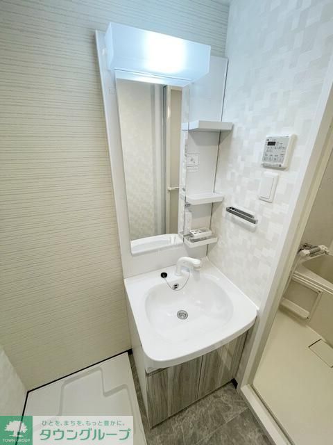 洗面設備　同タイプのお部屋になります。