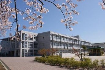 小学校　東松山市立新明小学校（小学校）まで1336m