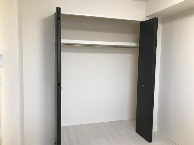 収納　洋室クローゼット