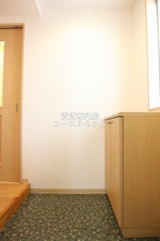 玄関　住まいの顔ともなる玄関