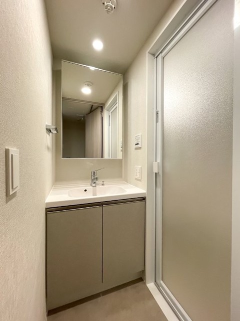 洗面設備　※写真は同タイプ住戸です。