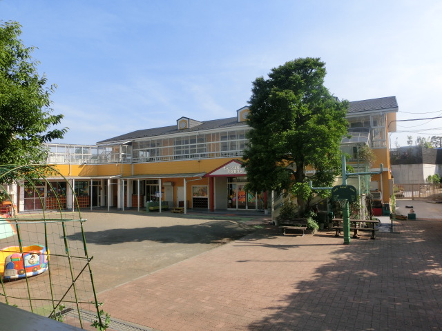 幼稚園・保育園　向原幼稚園（幼稚園・保育園）まで283m