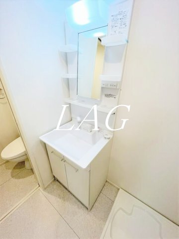 洗面設備　洗面台です。