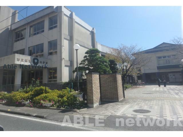 中学校　熊本市立城南中学校（中学校）まで823m