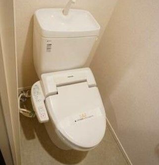 トイレ　※他号室写真使用