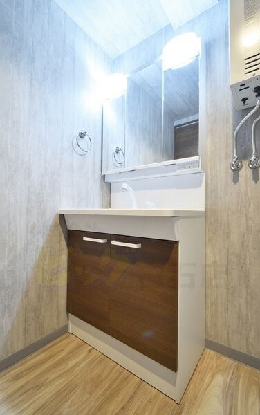 洗面設備　シャンプードレッサー完備です♪