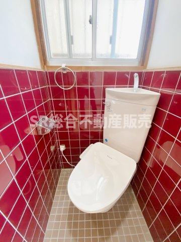 トイレ　温水洗浄便座♪これがあれは嬉しいですよね♪