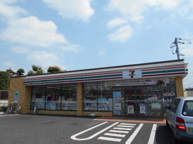 コンビニ　セブン-イレブン春日部小渕店（コンビニ）まで654m