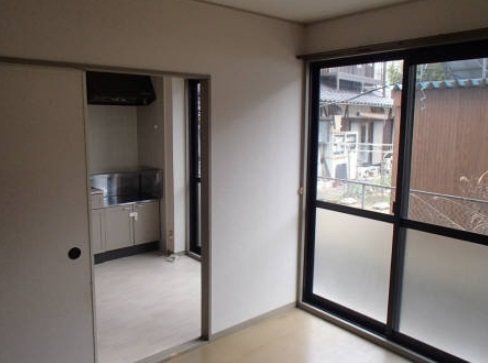 居室・リビング　※同建物別部屋の写真です。