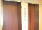 その他共有部分　落ち着いた色調の寝室です