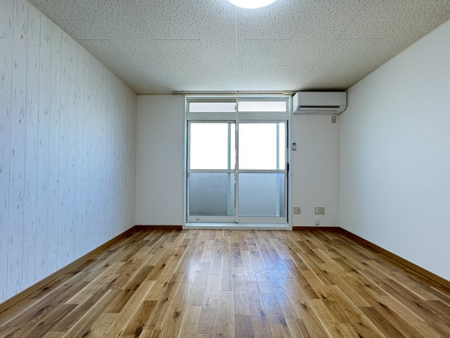 カサ・カルロサIIの居間写真
