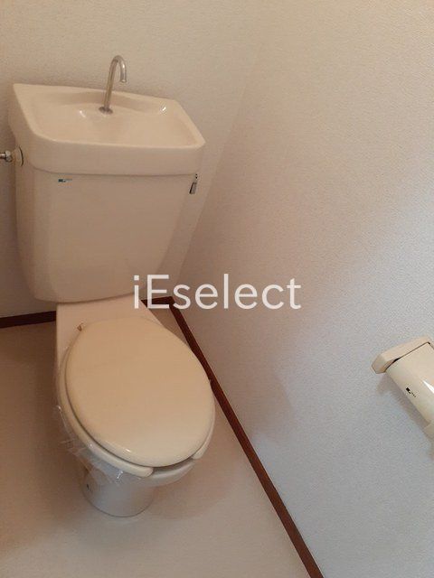 トイレ　清潔感のあるトイレです