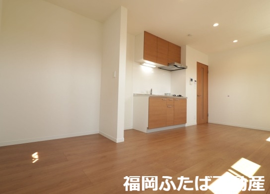 Crecia井尻の居間写真