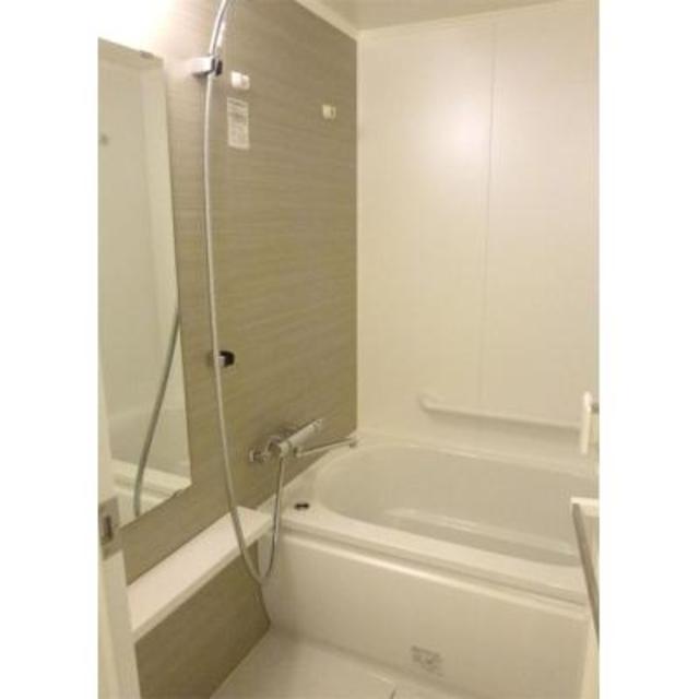 バス・シャワールーム　※写真は同タイプ住戸です。