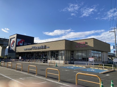 スーパー　Mandai（万代）坊城店（スーパー）まで595m