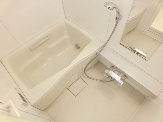 バス・シャワールーム　バスルーム