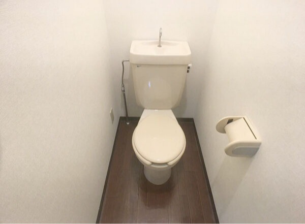トイレ　図面と現状に相違がある場合には現状を優先