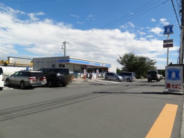 コンビニ　ローソン小山町須走口店（コンビニ）まで384m