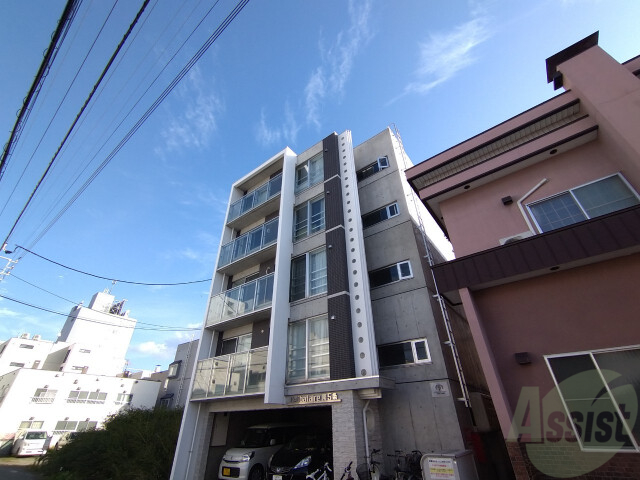 建物外観　札幌市中央区南五条西「セルバテール南５条」