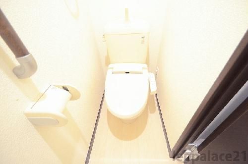 レオネクストドエルコンフォートのトイレ写真