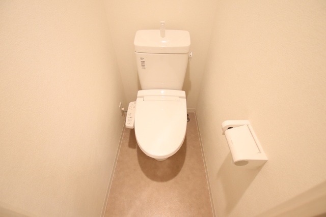 プレサンス東別院駅前のトイレ写真