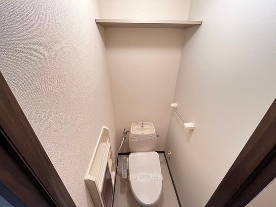 フレグランス塚本 A棟のトイレ写真